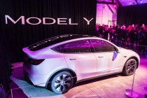 特斯拉表示2021年下线“国产”版Model Y，预售价48.80-53.50万