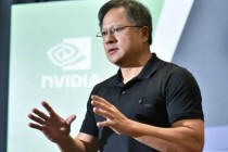 Nvidia CEO 黄仁勋:20年内或难以解决VR发展的“阻碍石”