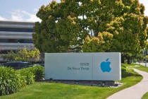 祸不单行 苹果专利官司连连 因电池快充再受起诉