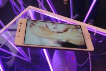 SUGAR糖果手机F7发布 李治廷成其代言人