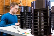 微软智能捕蚊器 捕的是蚊子 有的是情怀