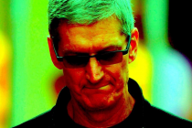 特朗普喊话苹果CEO库克“回美国生产iPhone吧！”