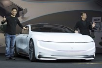 贾跃亭虽然没还上钱  但是同学就是信任他