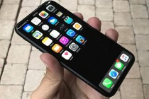 美国投资银行分析师：iPhone8遇到技术瓶颈，可能放弃指纹传感器