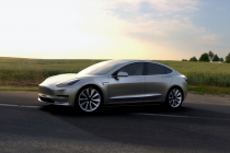 特斯拉CEO马斯克：高性能版Model 3车型预计将在2018年中推出
