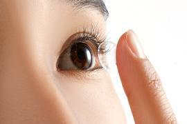 11 Jan 2013, China --- Contact lenses --- Image by © Viewstock/Corbis